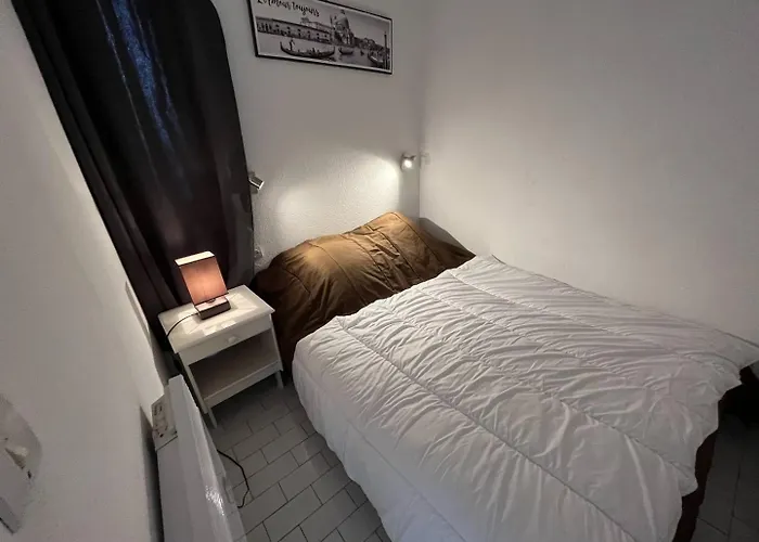 4 Couchages Cap D'agde Naturisme Cn040-442 * Agde